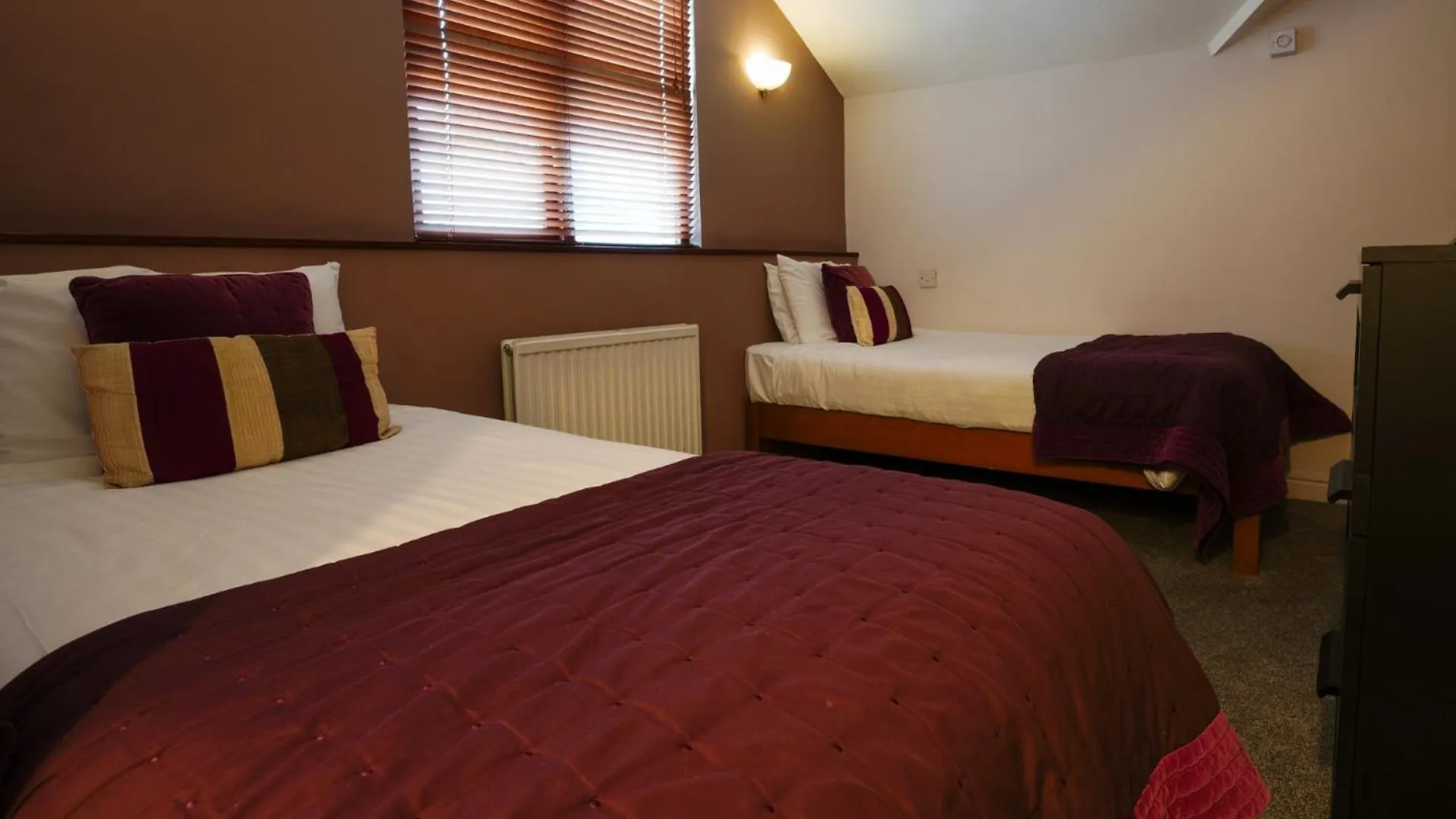 ***  Gomersal Park Hotel & Dream Spa Birleşik Krallık